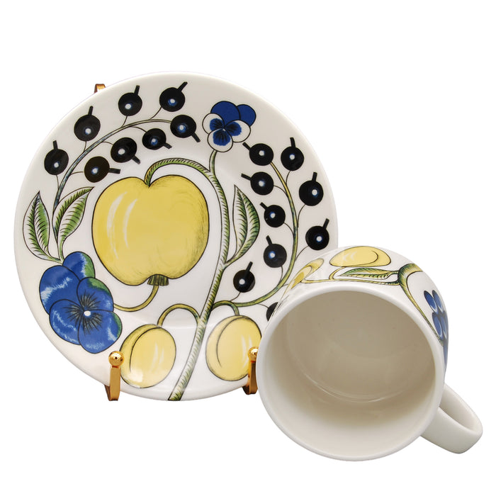 Arabia Paratiisi Tea Cup, made in finland